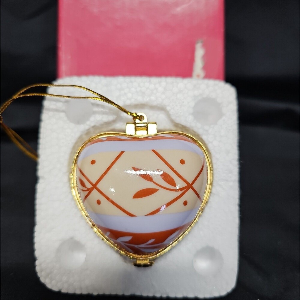 Valerie Porcelain Heart Trinket Box Ornament “Laughter”